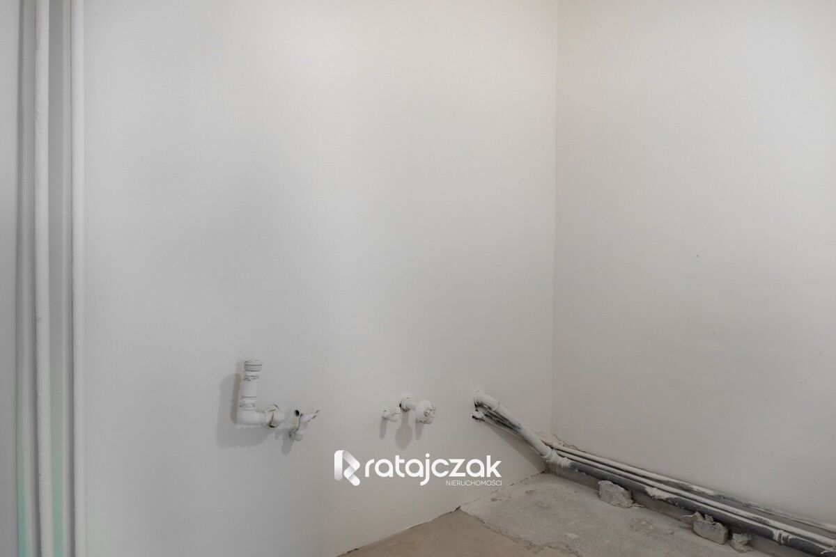 Trzy pokoje  Blisko Komunikacji  WindaGdańsk