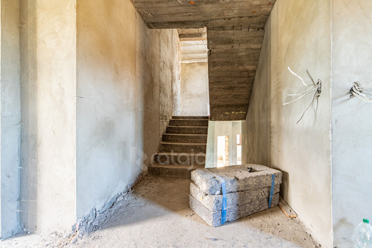 DOM WOLNOSTOJĄCY 360m2 | STARZYNO | DO WYKOŃCZENIAStarzyno