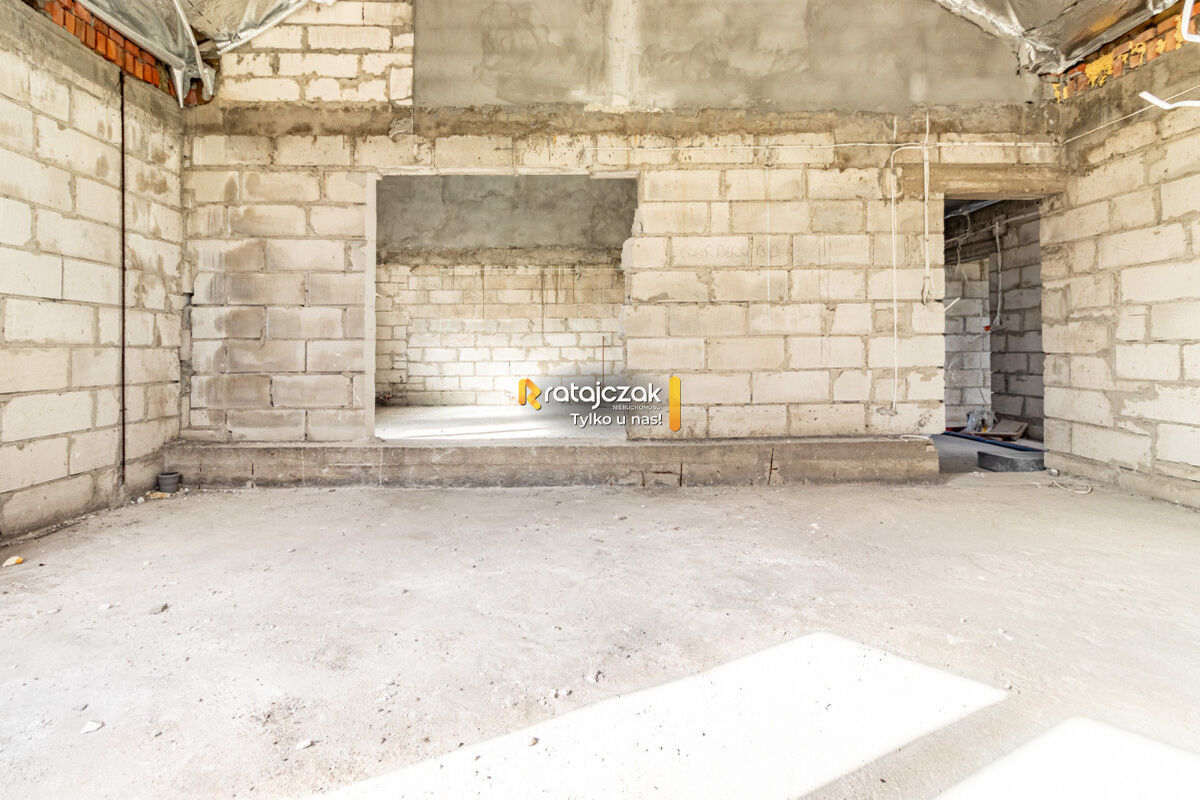 DOM WOLNOSTOJĄCY 360m2 | STARZYNO | DO WYKOŃCZENIAStarzyno