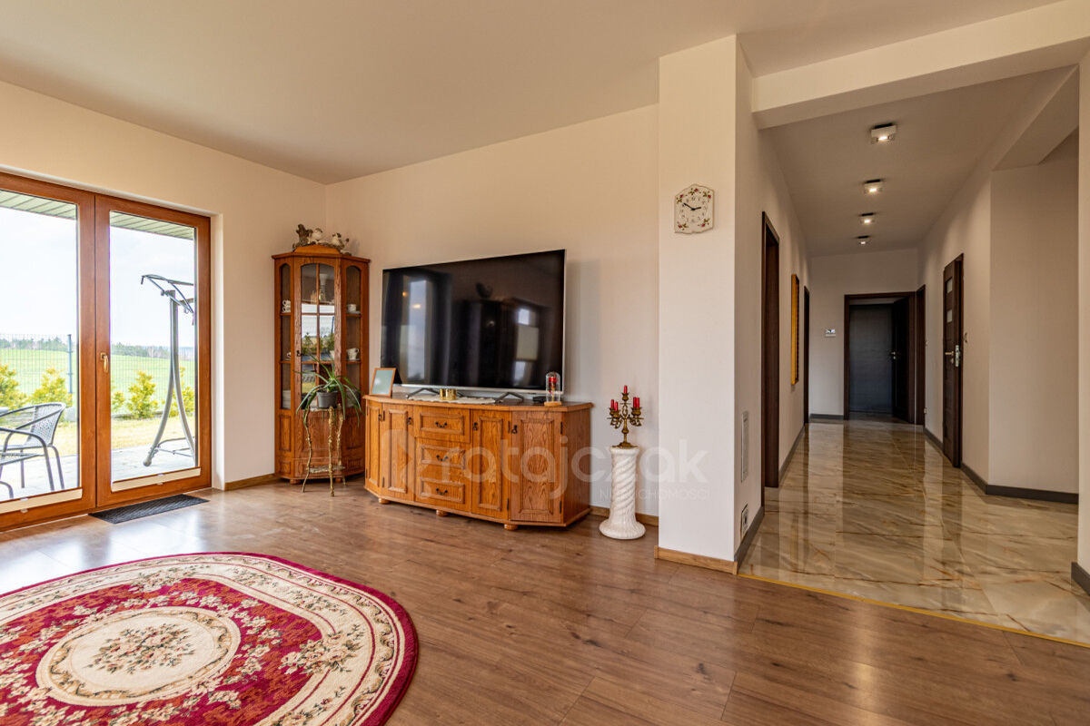 Dom wolnostojący z garażem | parterowy | 4 pokojeStrzepcz