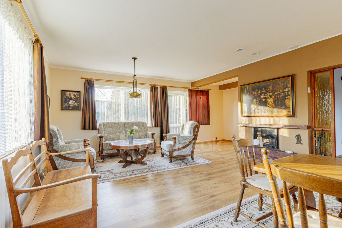 Rodzinny dom 5-pokojowy + duża działka + kawalerkaKąpino