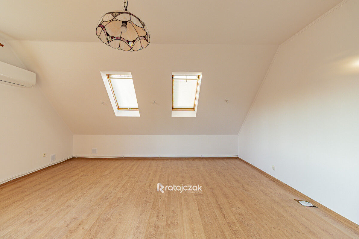 Rodzinny dom 5-pokojowy + duża działka + kawalerkaKąpino