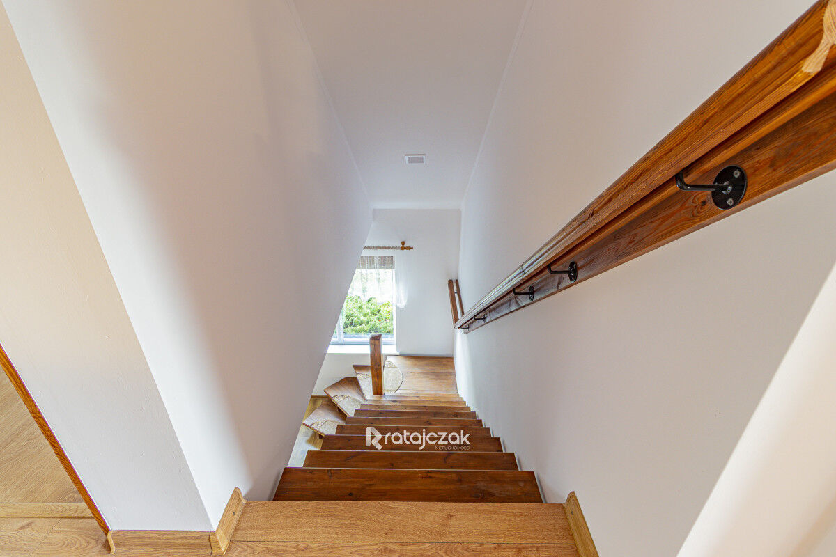 Rodzinny dom 5-pokojowy + duża działka + kawalerkaKąpino