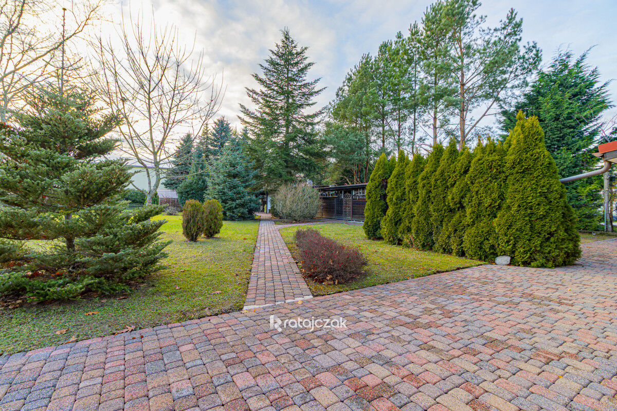 Rodzinny dom 5-pokojowy + duża działka + kawalerkaKąpino