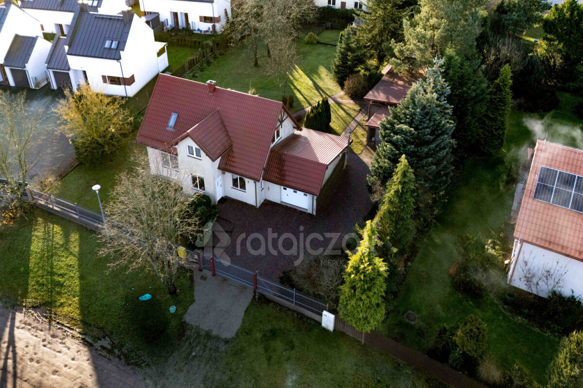 Rodzinny dom 5-pokojowy + duża działka + kawalerkaKąpino