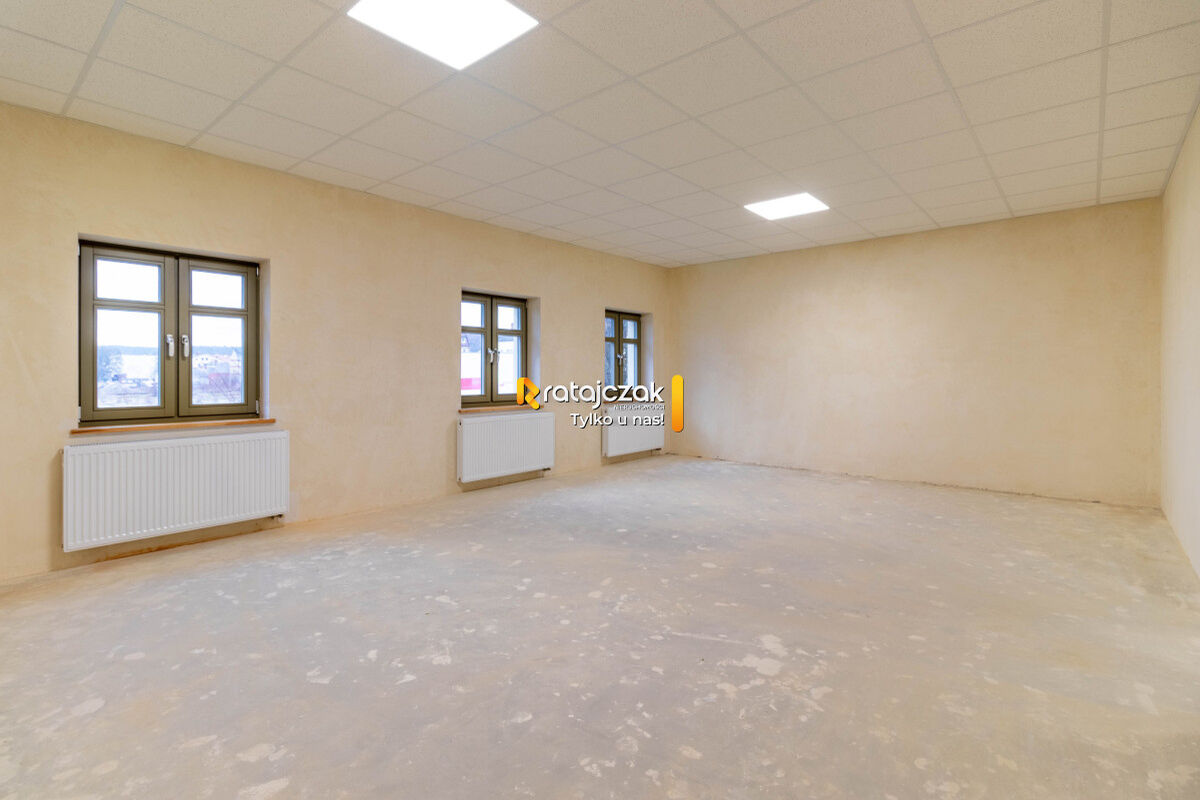 Lokal na 1 piętrze z prywatnym wejściem | PARTERWejherowo