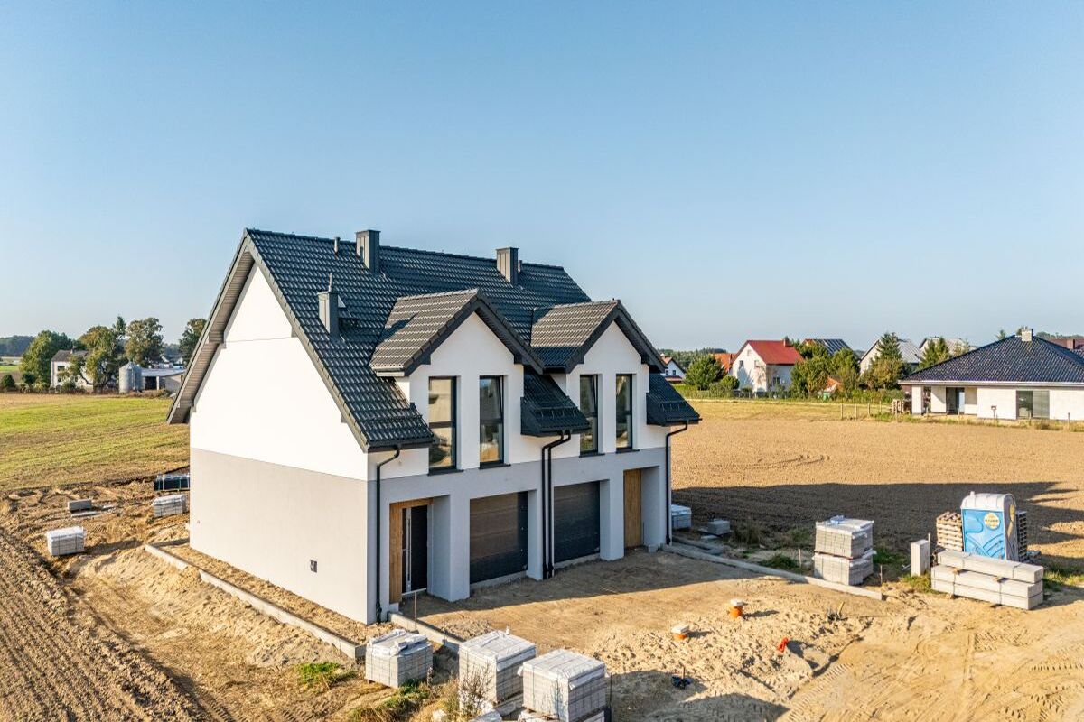 Ostatni|Od zaraz|4POK|Garaż|Pralnia|Wysoki standaKębłowo