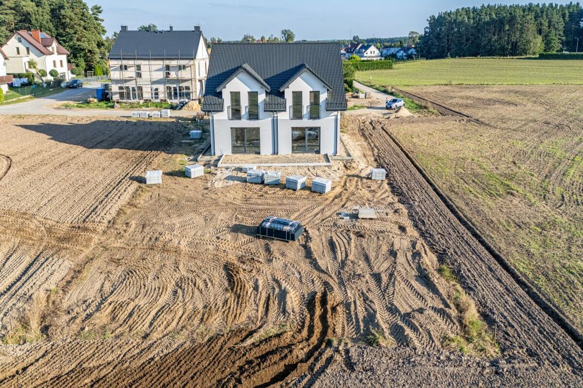 Ostatni|Od zaraz|4POK|Garaż|Pralnia|Wysoki standaKębłowo