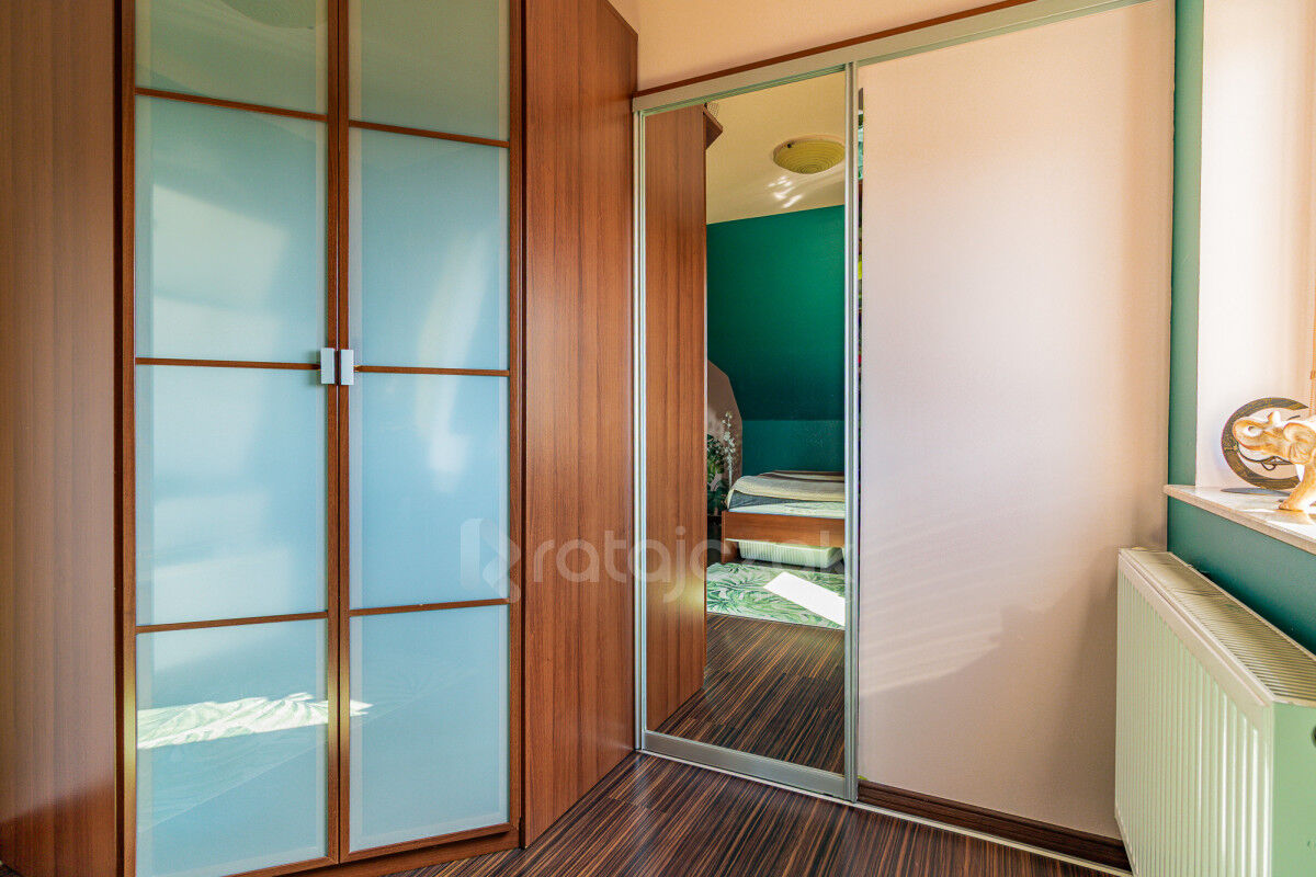 Bliźniak z Potencjałem | Działka 703 m² | RadunicaRadunica