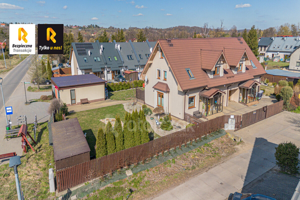 Bliźniak z Potencjałem | Działka 703 m² | RadunicaRadunica