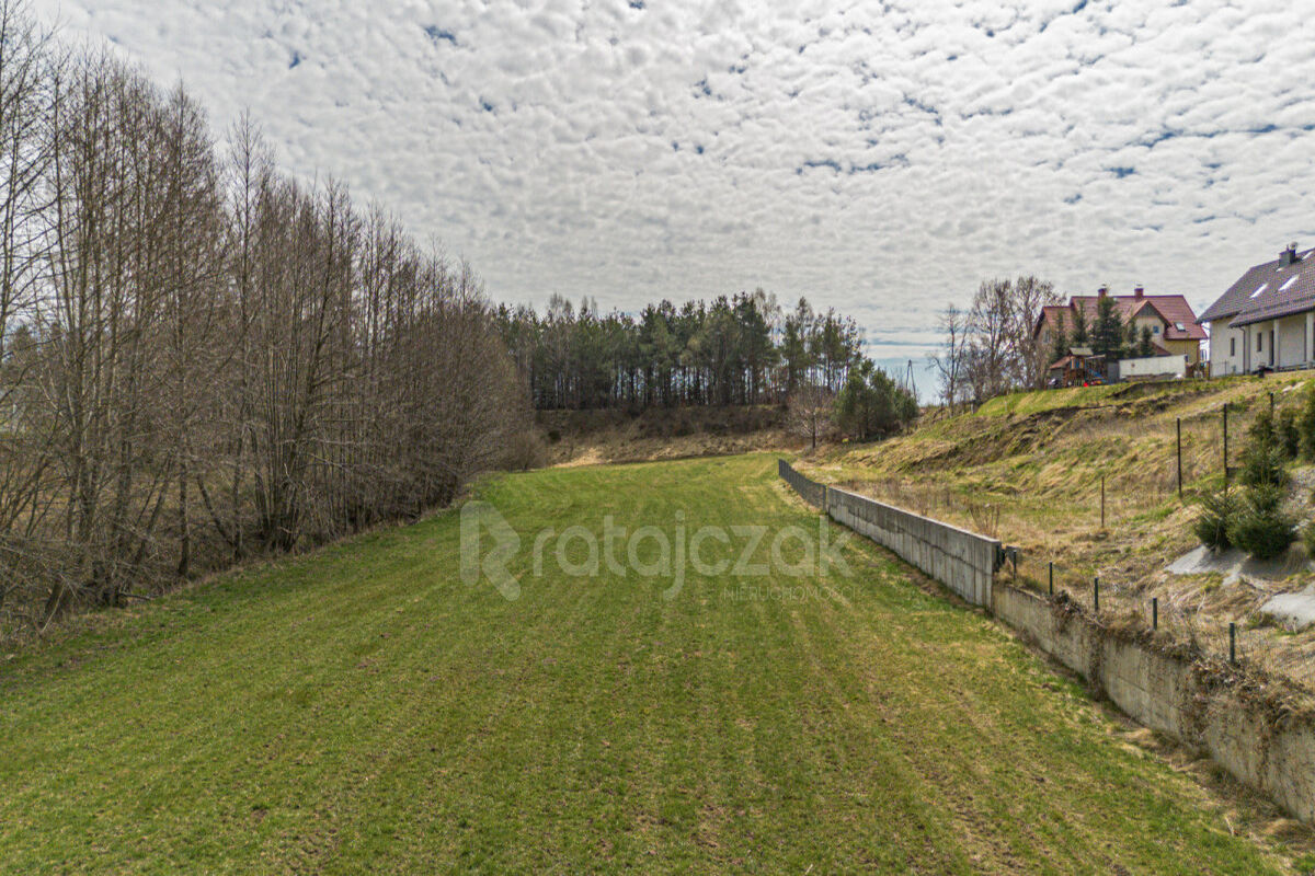 Duży teren inwestycyjno-budowlany w KielnieKielno