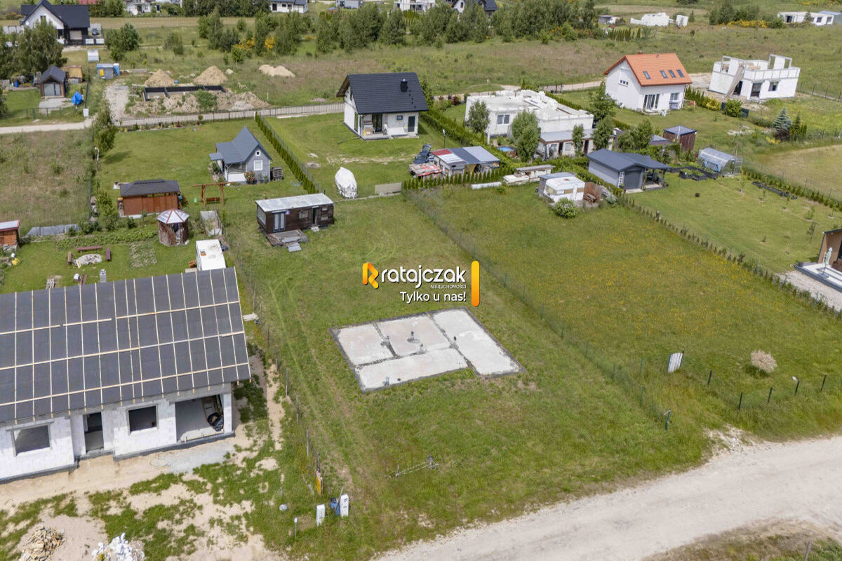 Słoneczna działka 1000 m² w ŁebczuŁebcz