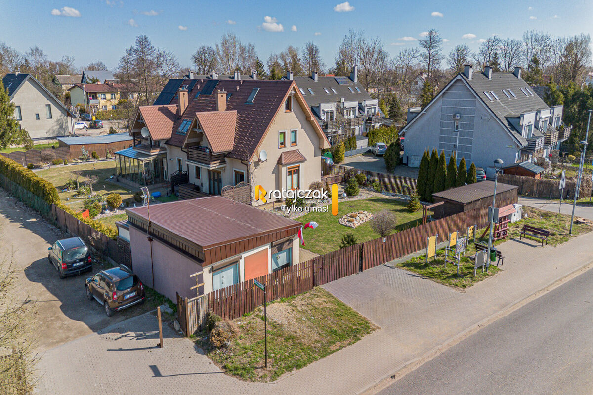 Bliźniak z Potencjałem | Działka 703 m² | RadunicaRadunica