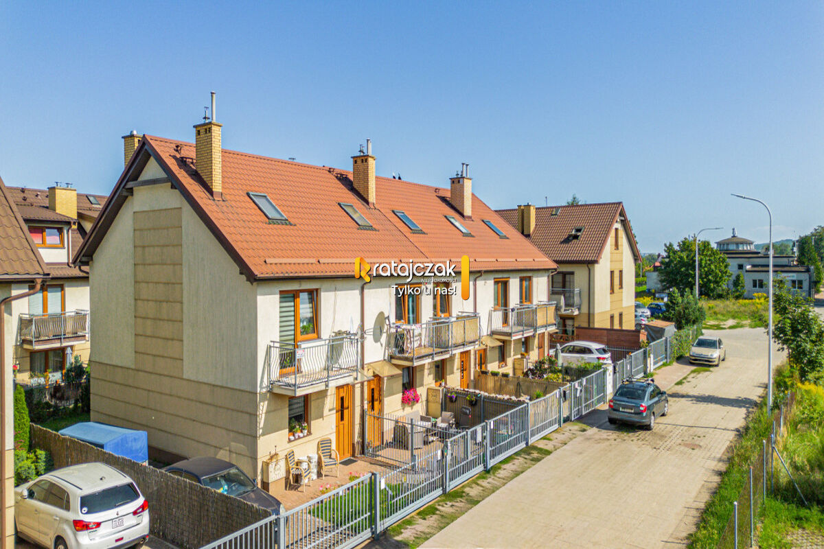Dom w Rumi Janowo| 4 Pokoje | 2 Balkony| Ogród|Rumia