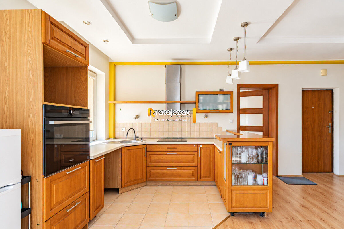 Mieszkanie 4 POK 77m² | Piwnica | Garaż | KominekRumia