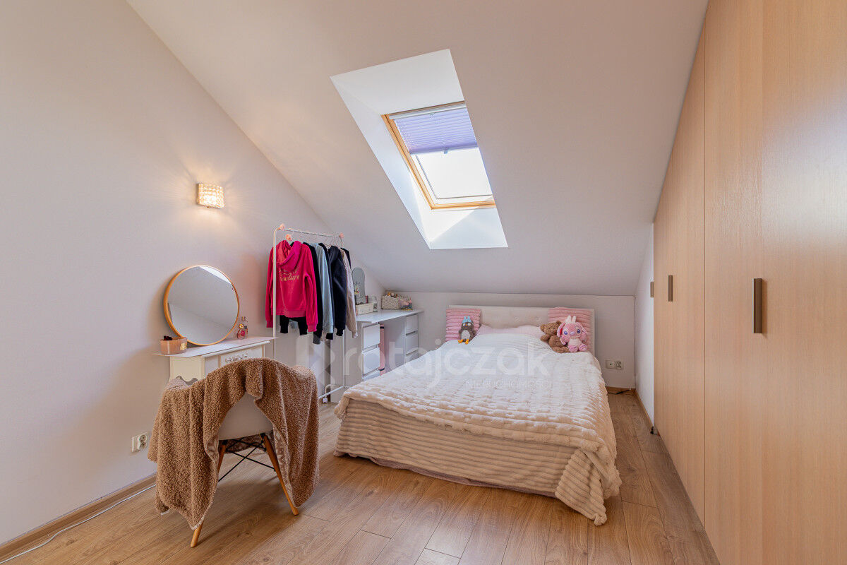 dwupoziomowe | dwie łazienki | taras | z garażemReda