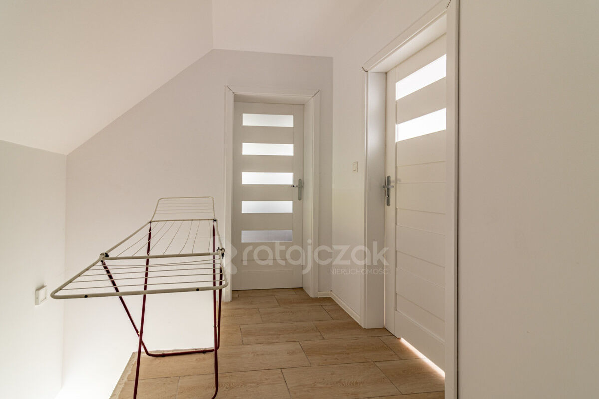 Wyjątkowy  dwukondygnacyjny dom jednorodzinnyŻukowo