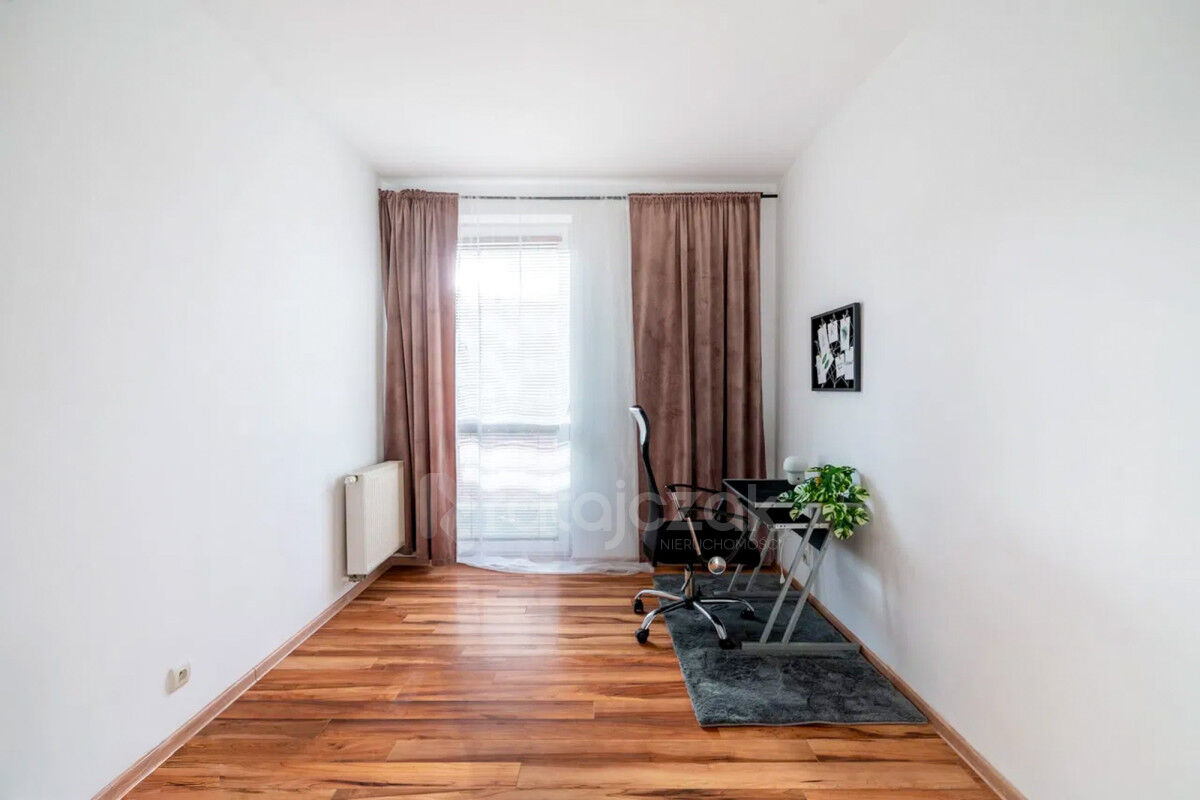 Przytulne mieszkanie z widokiem na zieleńStraszyn