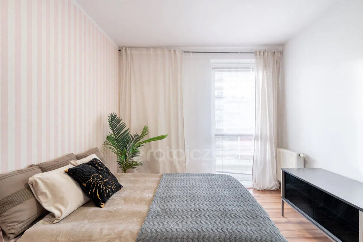 Przytulne mieszkanie z widokiem na zieleńStraszyn