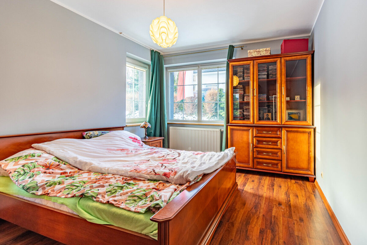 DOM WOLNOSTOJĄCY | 2007r | NADOLE | NAD JEZIOREMNadole