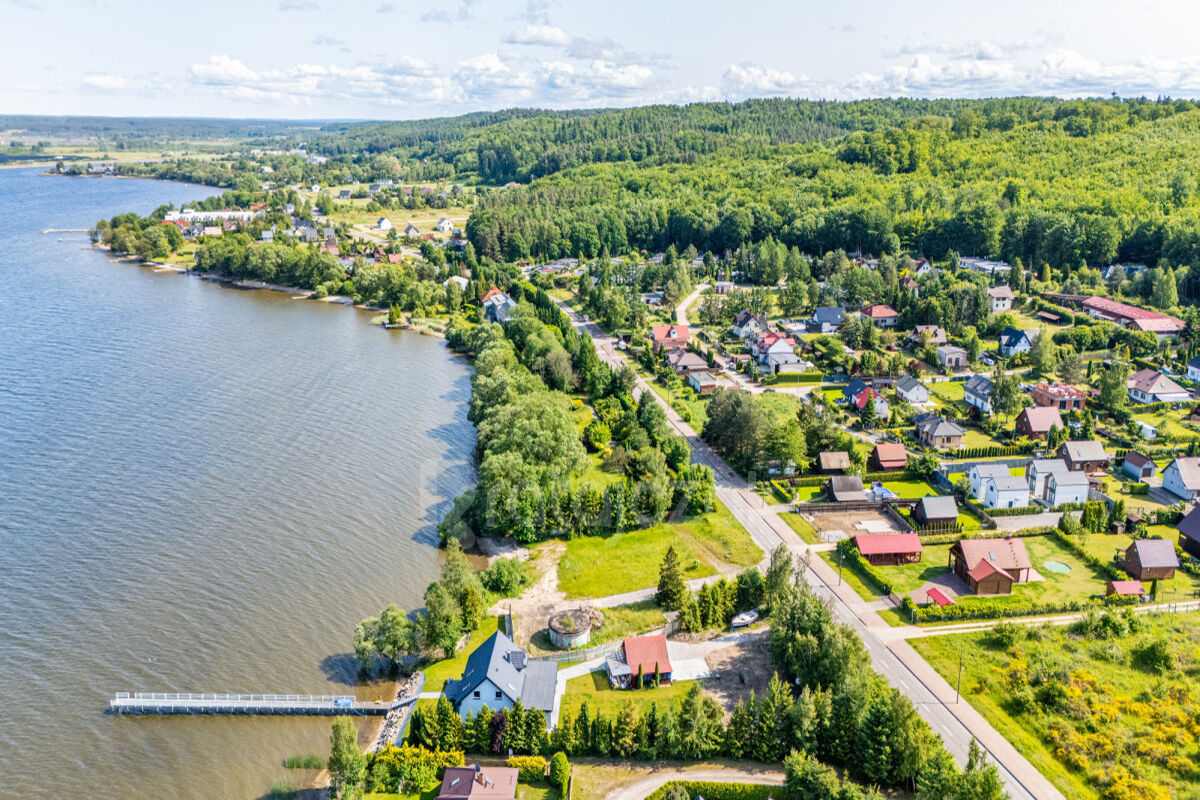 DOM WOLNOSTOJĄCY | 2007r | NADOLE | NAD JEZIOREMNadole