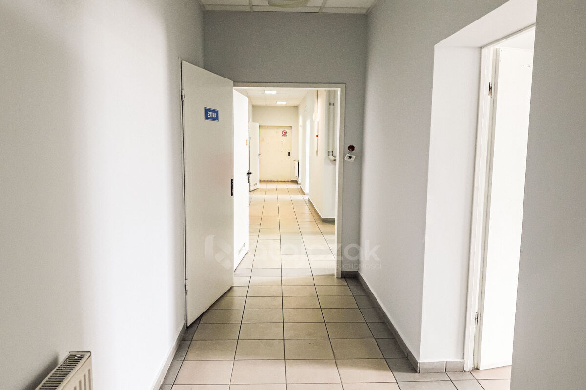 Magazyn z zapleczem biurowo-socjalnym | Pruszcz GdPruszcz Gdański
