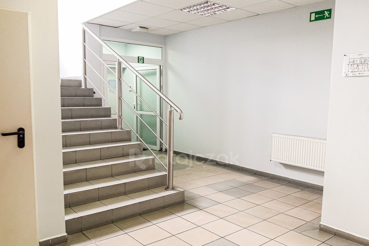 Magazyn z zapleczem biurowo-socjalnym | Pruszcz GdPruszcz Gdański