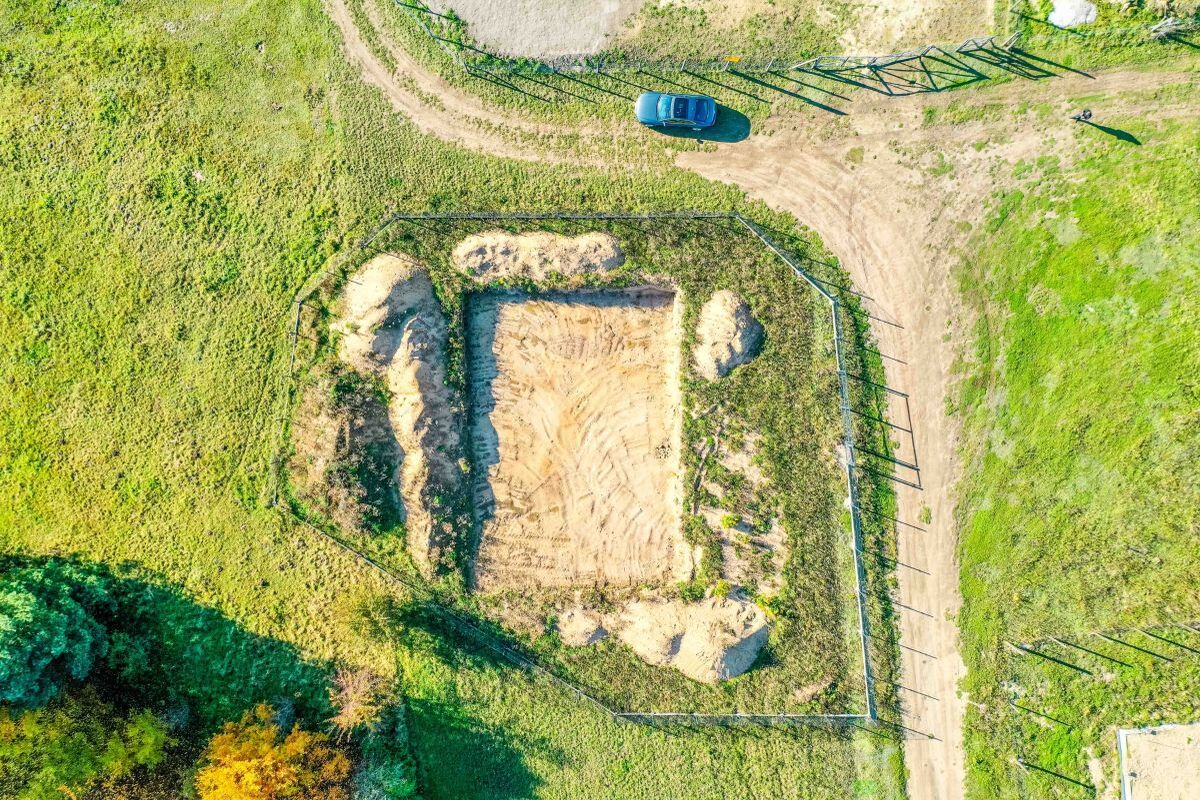 Działka mieszkaniowa ogrodzonaGościcino