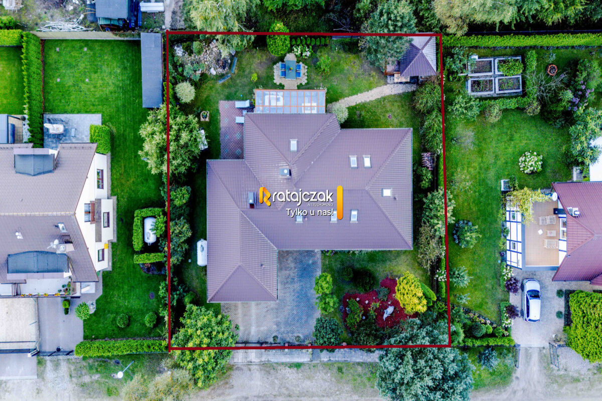 Willa z pięknym ogrodem zimowym | garażKąpino