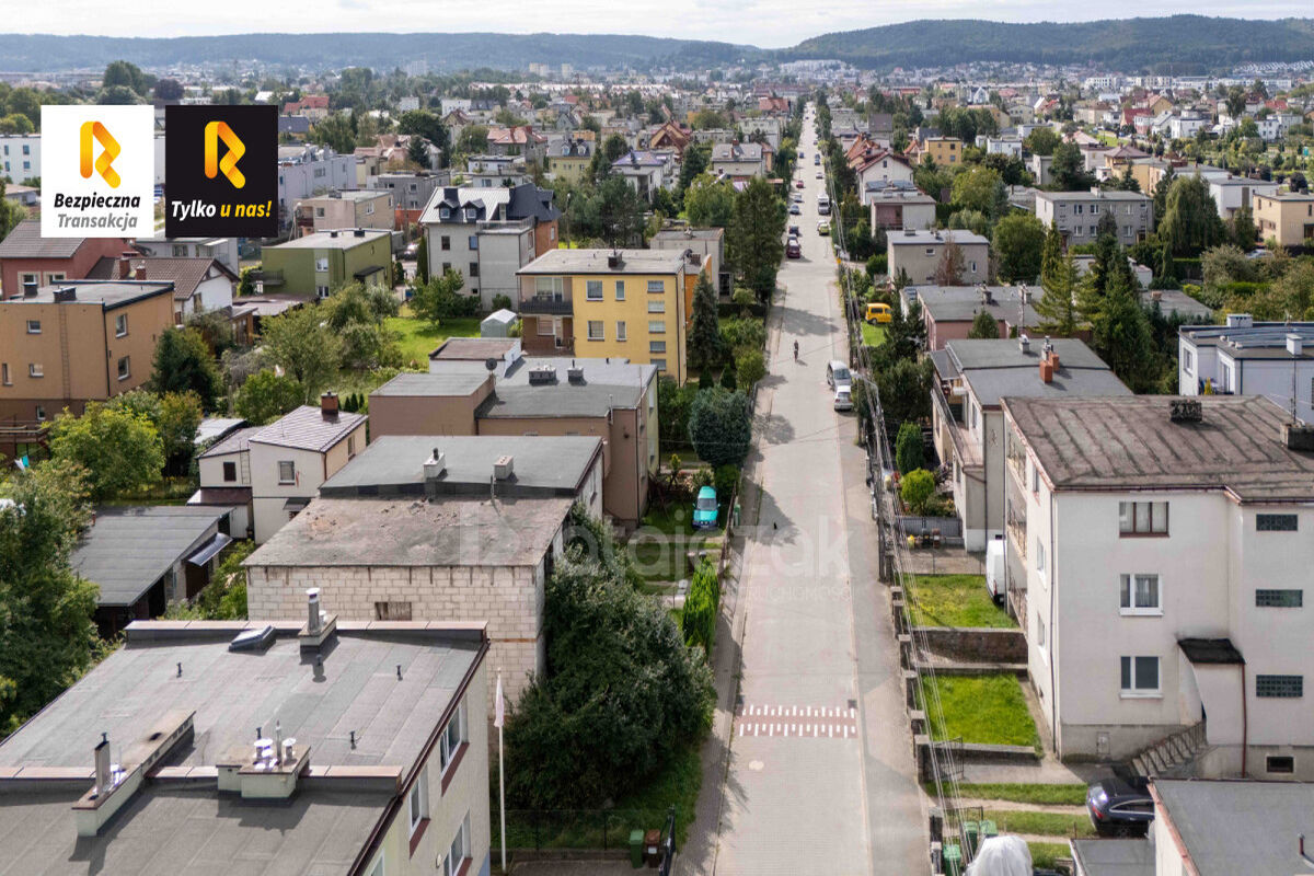 Dom w zabudowie bliźniaczejRumia