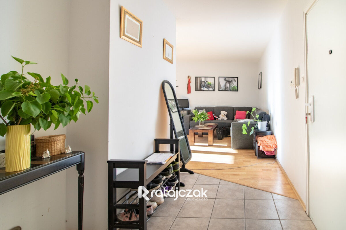 Przestronne mieszkanie dwupokojowe.Gdańsk