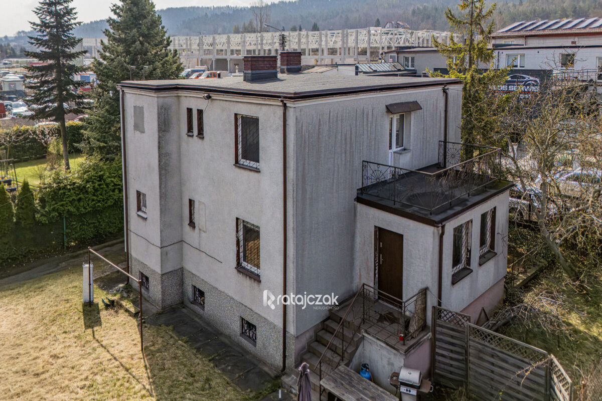 RUMIA | DOM WOLNOSTOJĄCY | 2 NIEZALEŻNE LOKALERumia