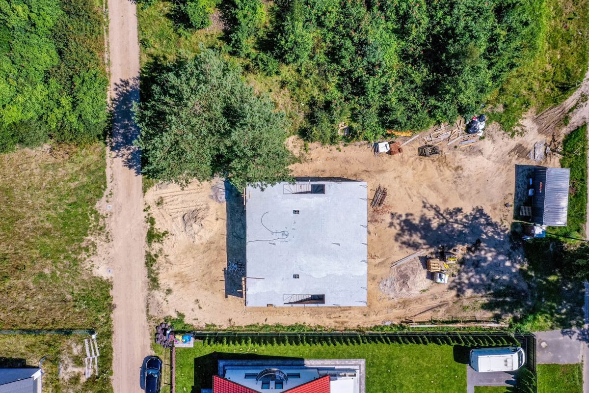 Centrum|5 pokoi| Garaż|Szkoła 900m|Wysoki StandardKębłowo