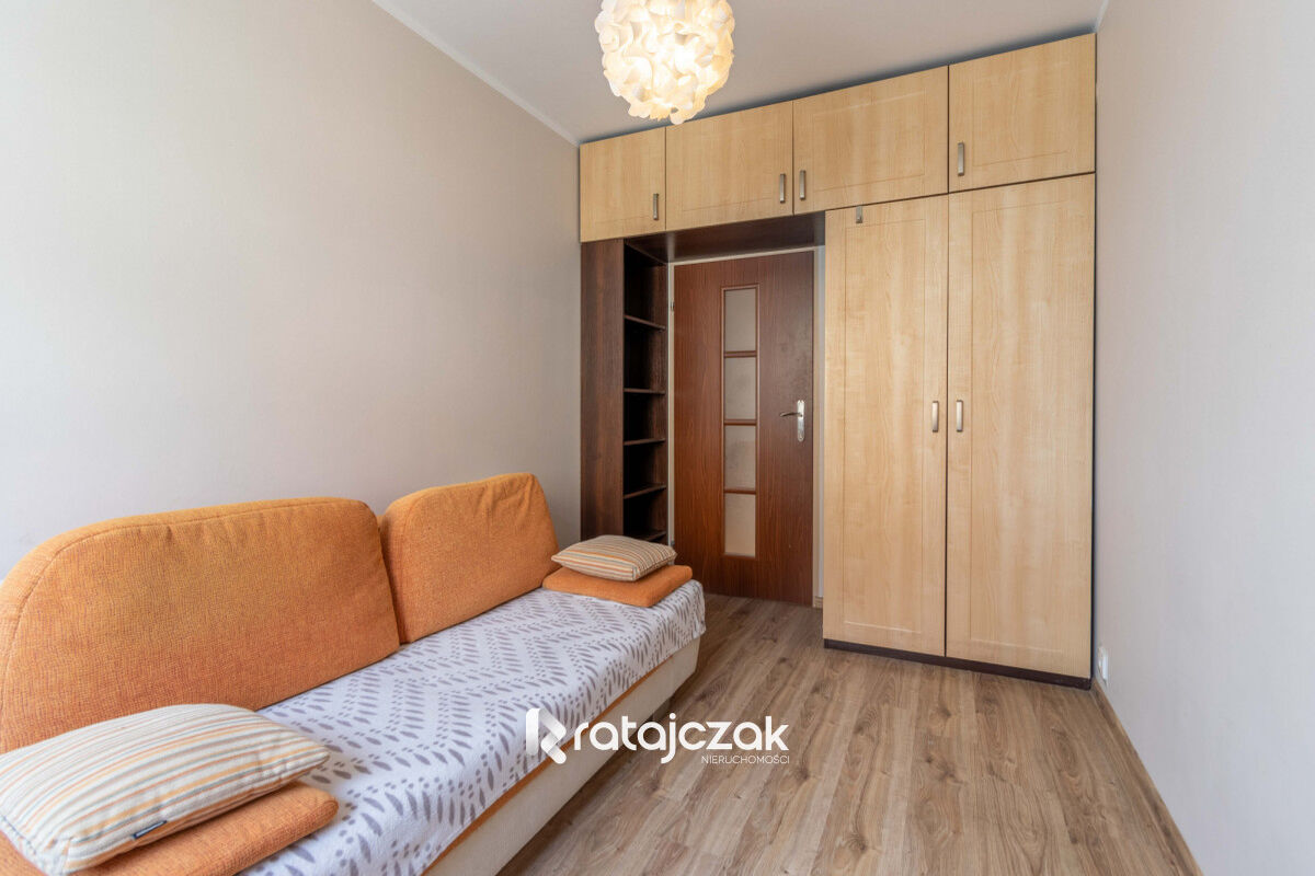 Szkolna  2 POK  1 Piętro  Spół-wł  SKM  SzkołyReda