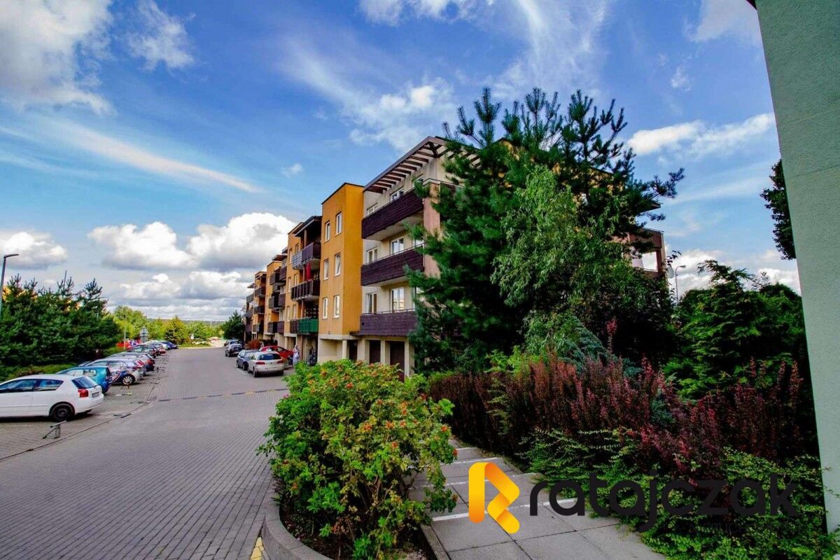 Umeblowane mieszkanie 3 pok. z komórką  blisko SKMWejherowo