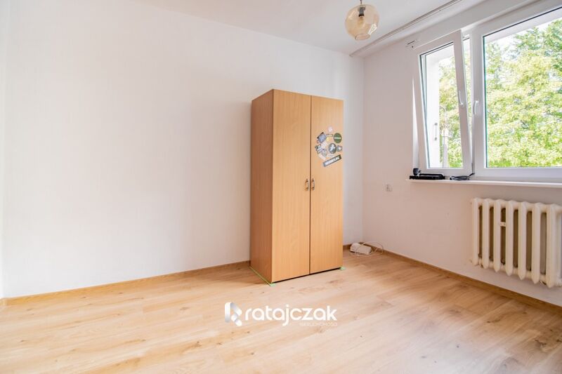Cicha i spokojna okolica. Dobra komunikacja - Gdynia