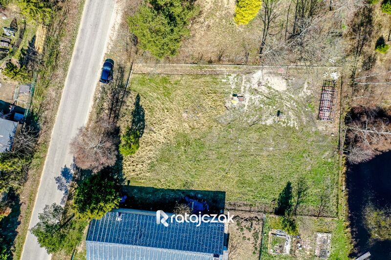 Atrakcyjne działki  budowlane nad jeziorem Kamień. - Kamień
