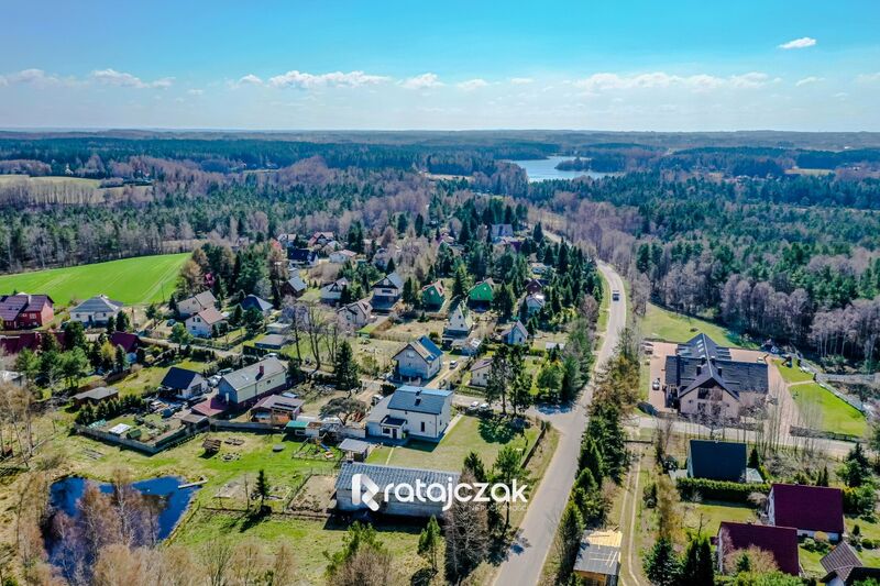 Atrakcyjne działki  budowlane nad jeziorem Kamień. - Kamień