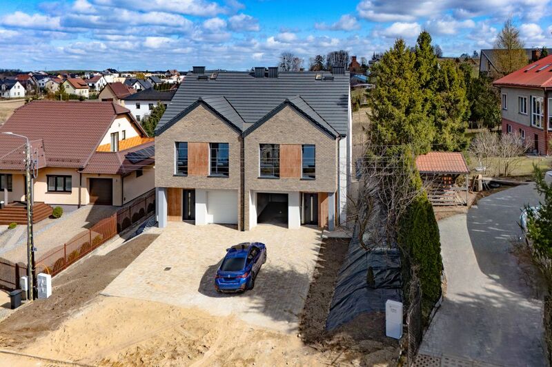 Bliźniak w centrum Luzina   dobra komunikacja z S6 - Luzino