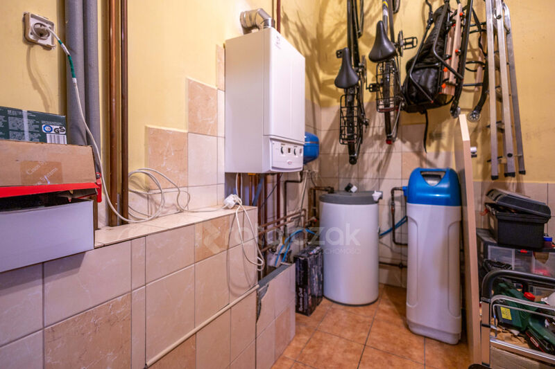 Dom do zamieszkania  wysoki standard - Rumia