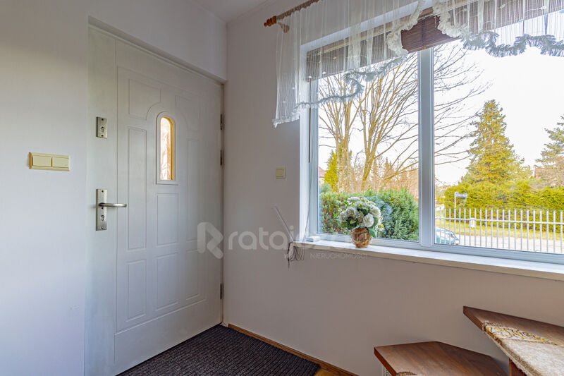 Rodzinny dom 5-pokojowy + duża działka + kawalerka - Kąpino