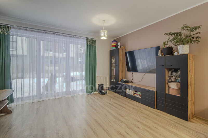 87 59 m2 z ogródkiem 70 m2 | 2 miejsca postojowe - Luzino