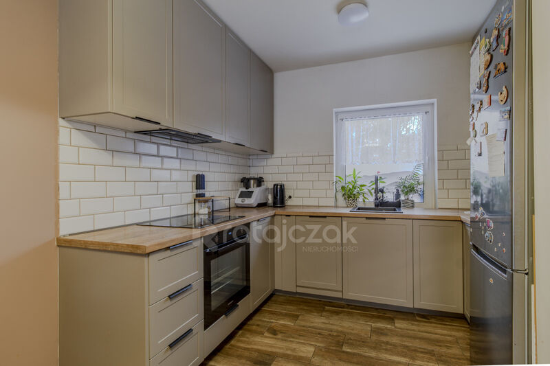 87 59 m2 z ogródkiem 70 m2 | 2 miejsca postojowe - Luzino