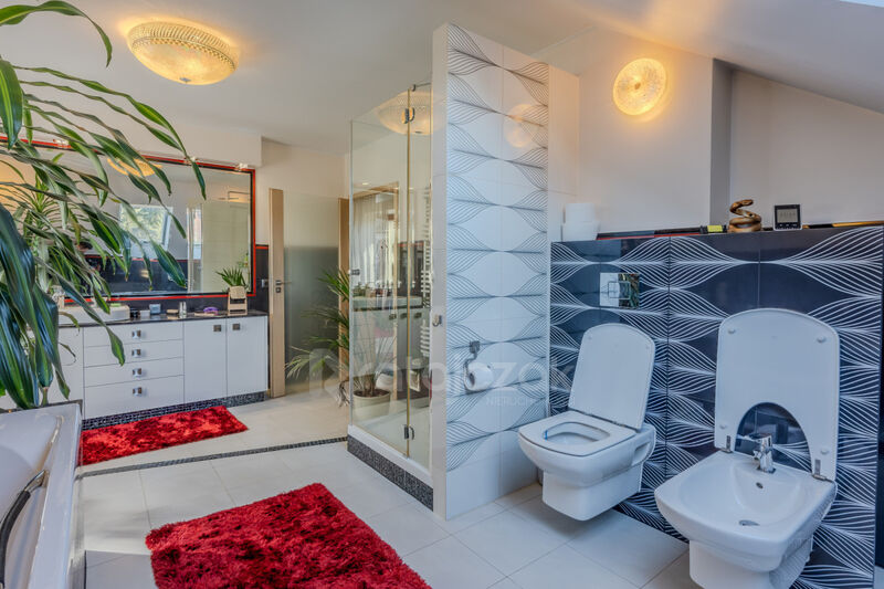 Przestronny dom z potencjałem na 3 mieszkania! - Gdańsk