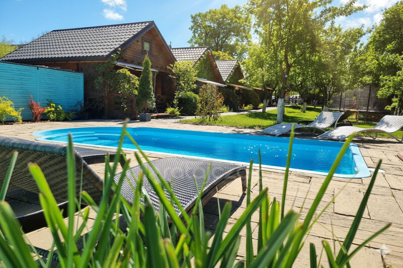 Dom jednorodzinny + 6 domków letniskowych - Stegna