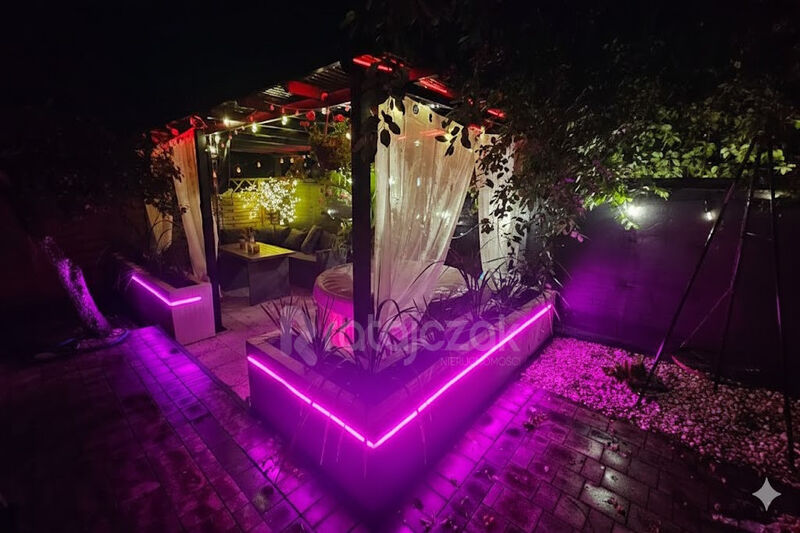 Dom jednorodzinny + 6 domków letniskowych - Stegna