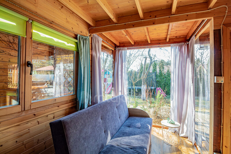 Dom jednorodzinny + 6 domków letniskowych - Stegna