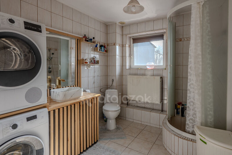 Niezwykły dom z nowoczesną technologią - Rzepiska - Rzepiska