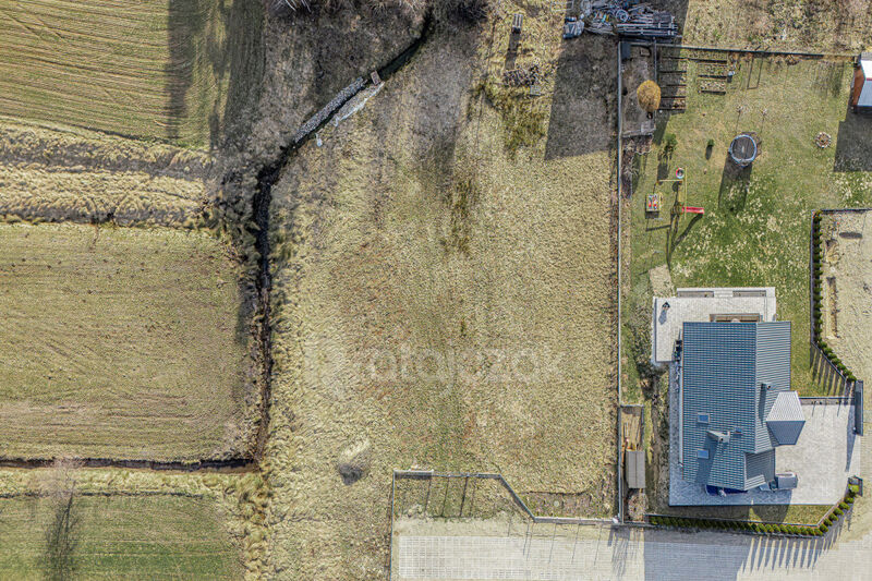 Działka 1871 m² z WZ | Łebno | media na działce - Łebno