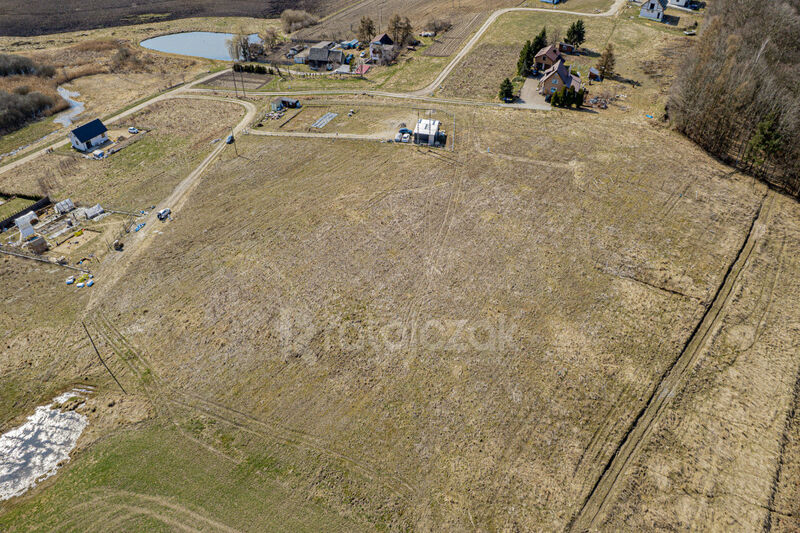 Działka budowlana- Lniska   WZ na 3 budynki - Lniska